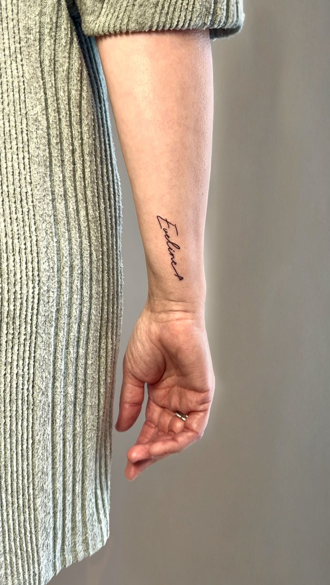 Fine Line Script